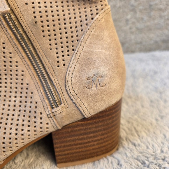 Johnston & Murphy Womens‎ Suede Perforated Ankle Boots Double Zip Booties 9M NEW - Picture 3 of 8